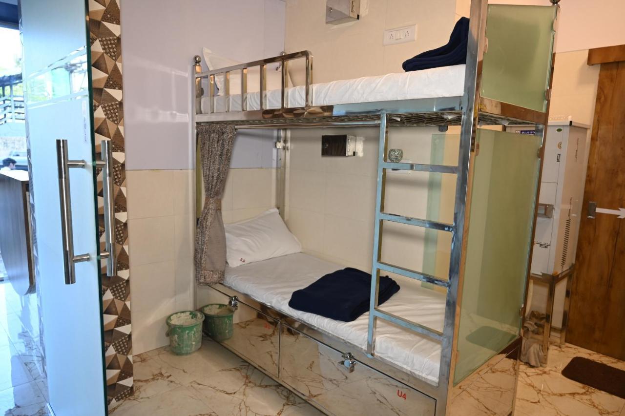 Sagar Dormitory Andheri - Nearest To Andheri Railway Station West مومباي المظهر الخارجي الصورة