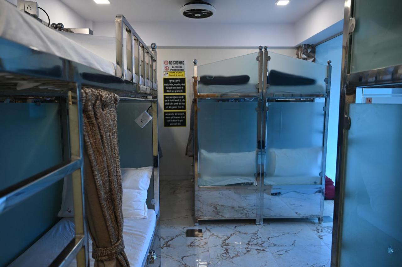 Sagar Dormitory Andheri - Nearest To Andheri Railway Station West مومباي المظهر الخارجي الصورة