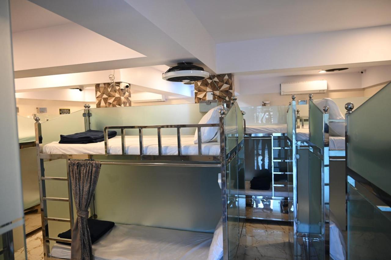 Sagar Dormitory Andheri - Nearest To Andheri Railway Station West مومباي المظهر الخارجي الصورة