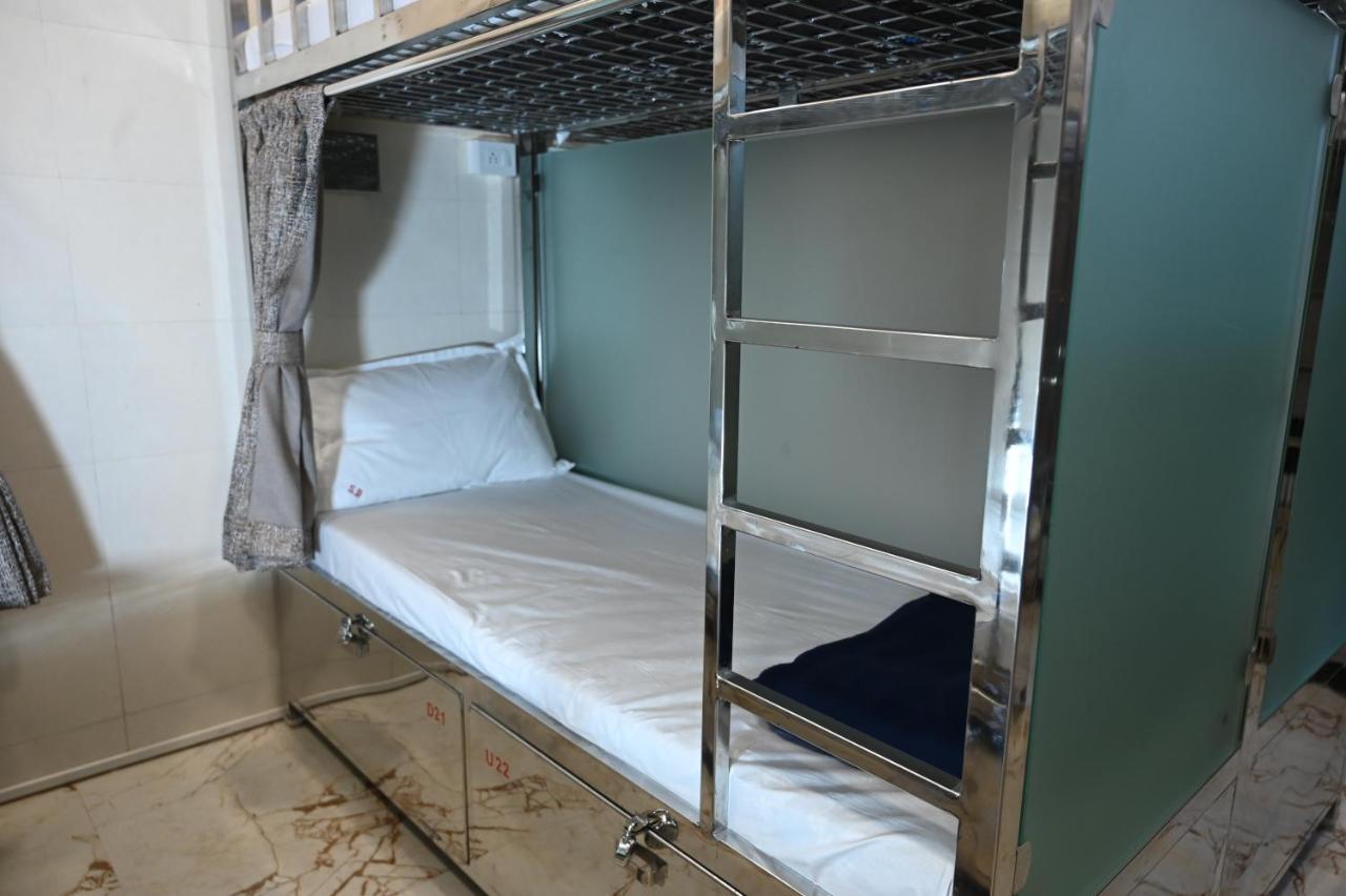 Sagar Dormitory Andheri - Nearest To Andheri Railway Station West مومباي المظهر الخارجي الصورة