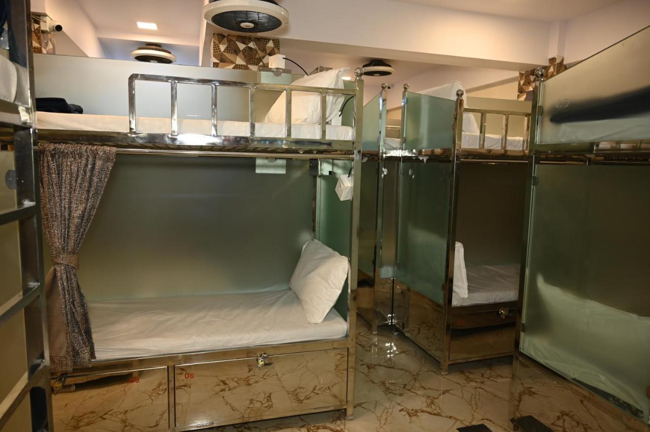 Sagar Dormitory Andheri - Nearest To Andheri Railway Station West مومباي المظهر الخارجي الصورة